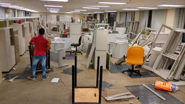 Old furniture buyer And Seller